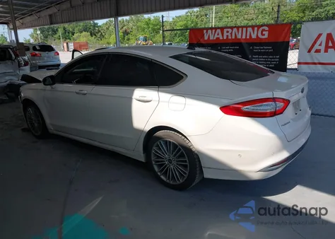 2013 Ford Fusion Se z USA, uszkodzony, nr VIN 3FA6P0HR6DR127033